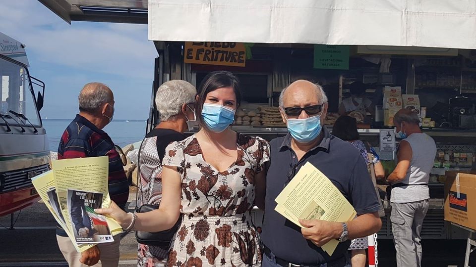 VOLANTINAGGIO A MARINA DI PISA