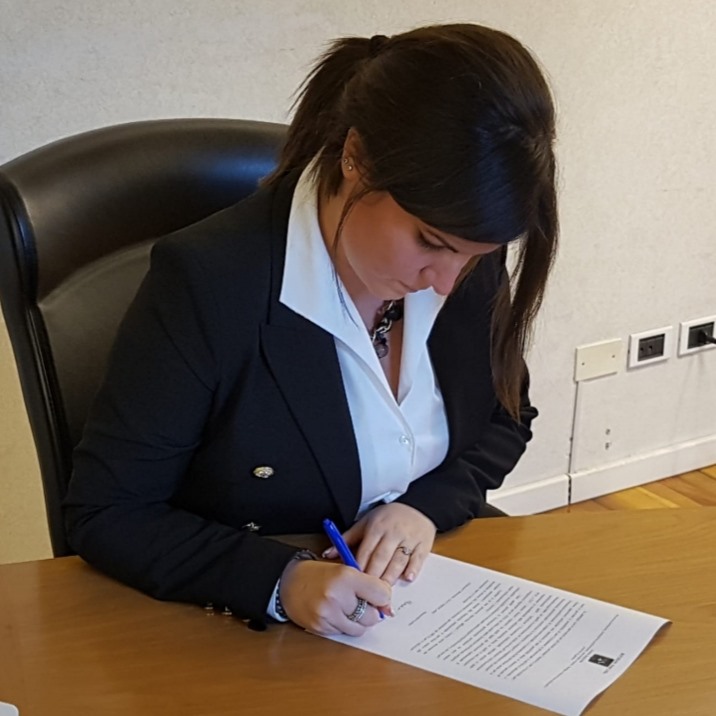 ANCHE PER I CORSI DI FORMAZIONE PROFESSIONALE SERVONO STAGE E LABORATORI IN PRESENZA