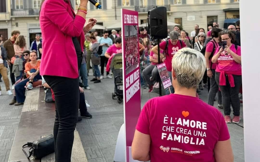 OGNI FAMIGLIA È UNA RIVOLUZIONE